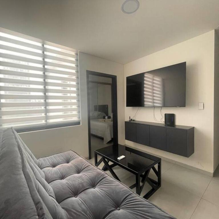 Bonito Departamento con Wifi y AC en Equipetrol - One-Bedroom Apartment - 11