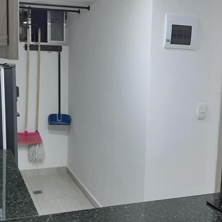 Apartamento comodo a 15 minutos del Aeropuerto JMC - Apartamento de 2 dormitorios - 43