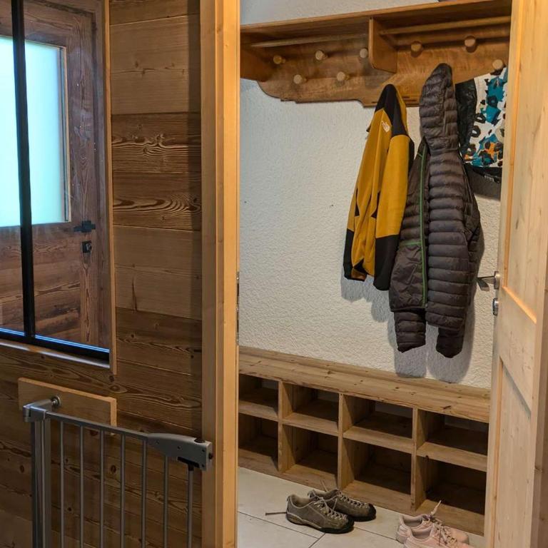 Chalet rénové 12 pers, 5 ch, parking, poêle, sud-ouest - Chalet 3 Chambres - 11