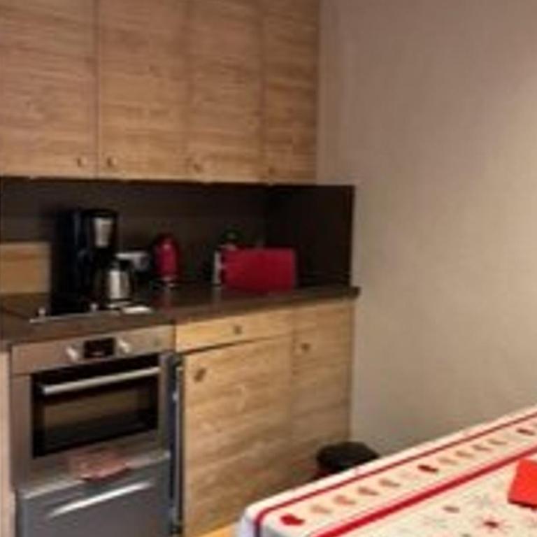 Studio cabine Montriond - 19m², balcon sud, parking - Appartement 1 Chambre - 11