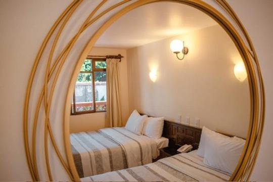 Hotel y Restaurant Embajadoras - Double Room - 3