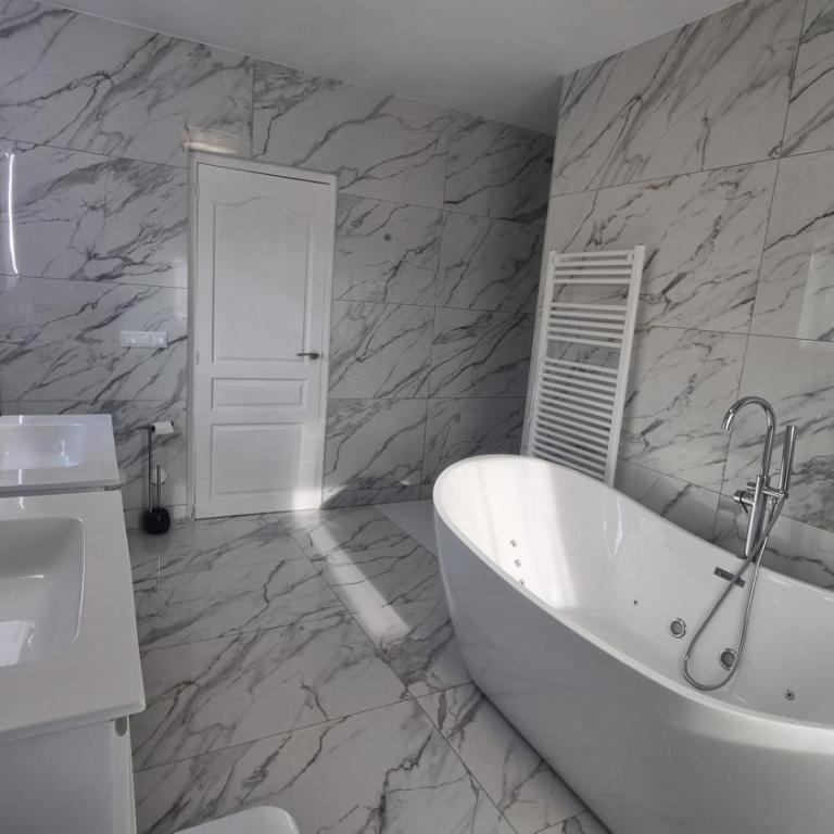 Meerblick Villa mit Terrasse, Pool und kostenlosen WLAN neu renoviert - Villa con vistas al mar - 20