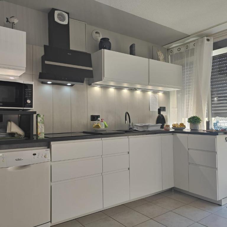 Studio Naturiste Design - Suite avec Terrasse - 1