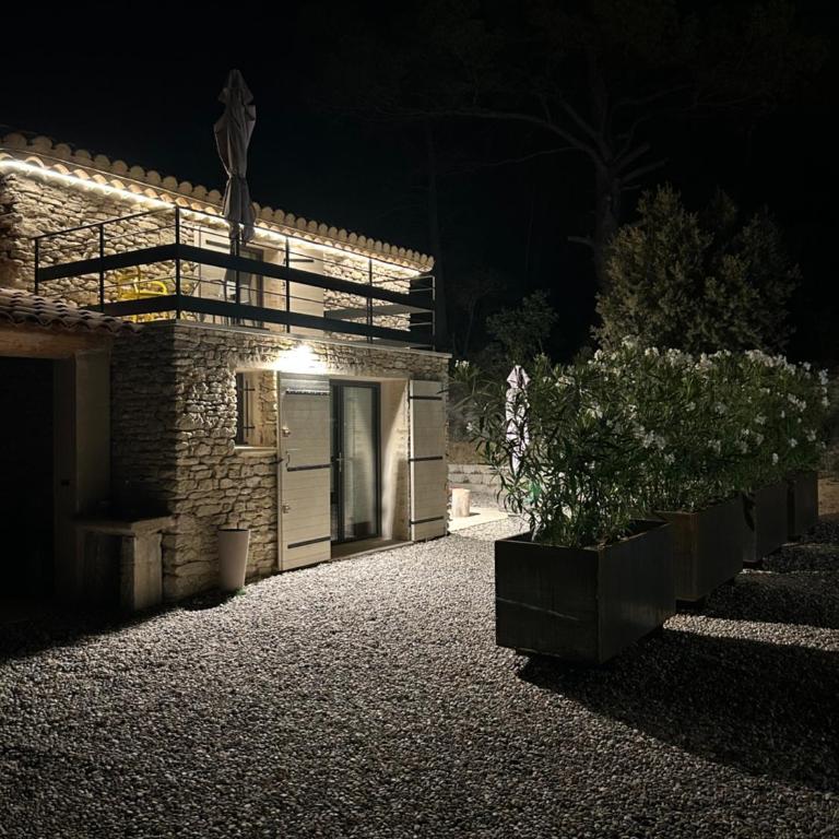 Charmante maison Provençale avec grand jardin - Casa con 1 dormitorio - 1