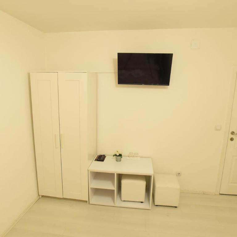 Zelena Dolina - Double Room - 9
