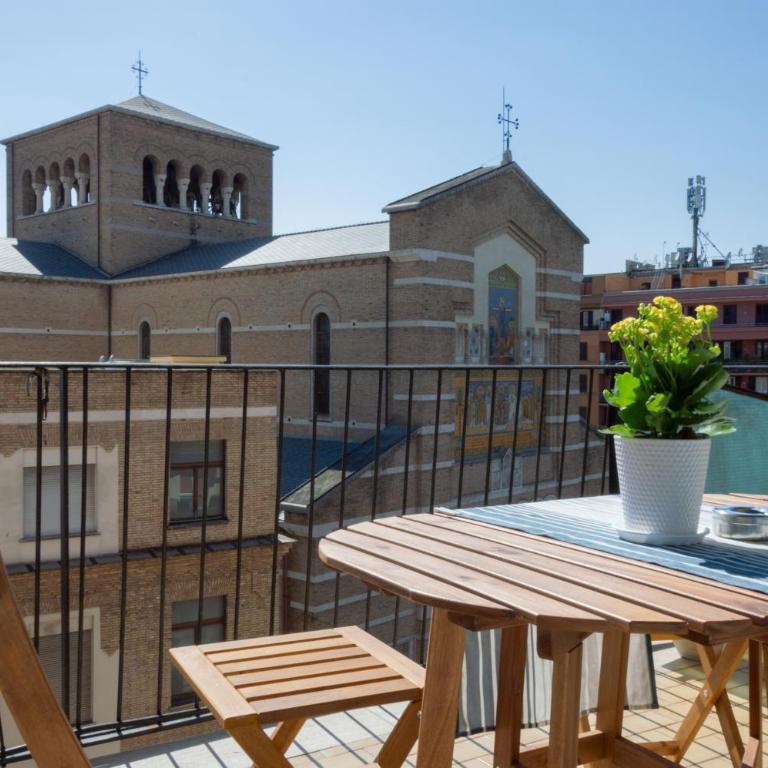 TESTACCIO XIX-XXV Bed & Breakfast - Camera Quadrupla - 1