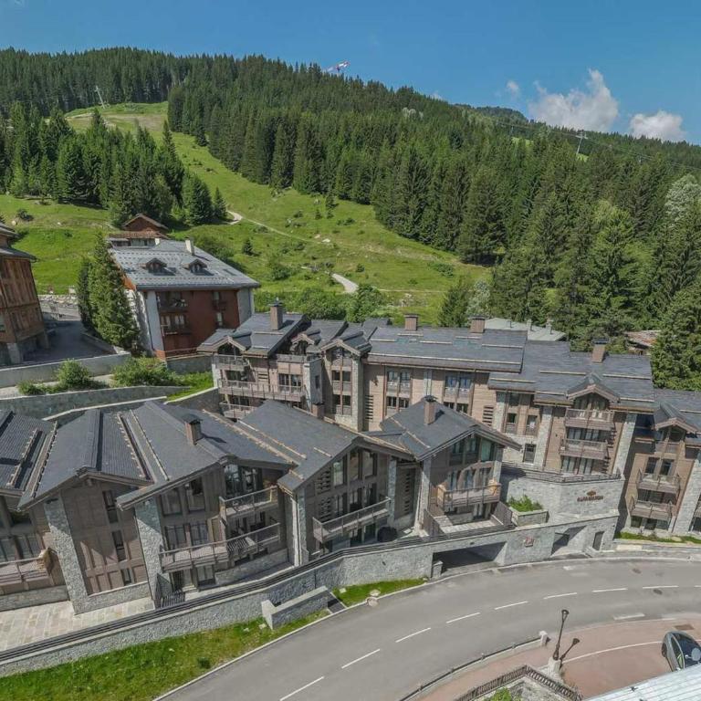 Appartement moderne à Courchevel 1550 avec parking et wifi - FR-1-562-66 - Appartement - 8