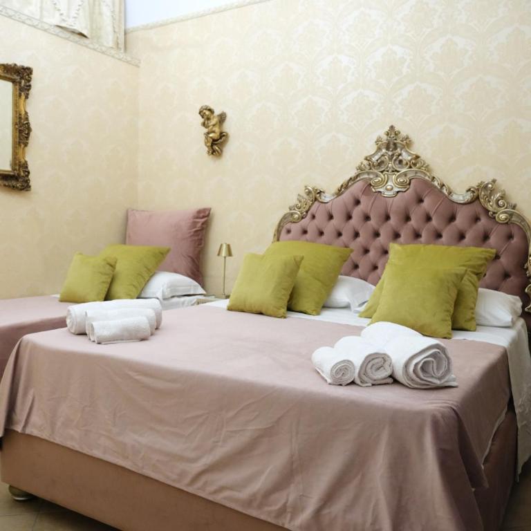 La Bella Napoli Home Room di Adriana - Casa con 1 Camera da Letto - 4