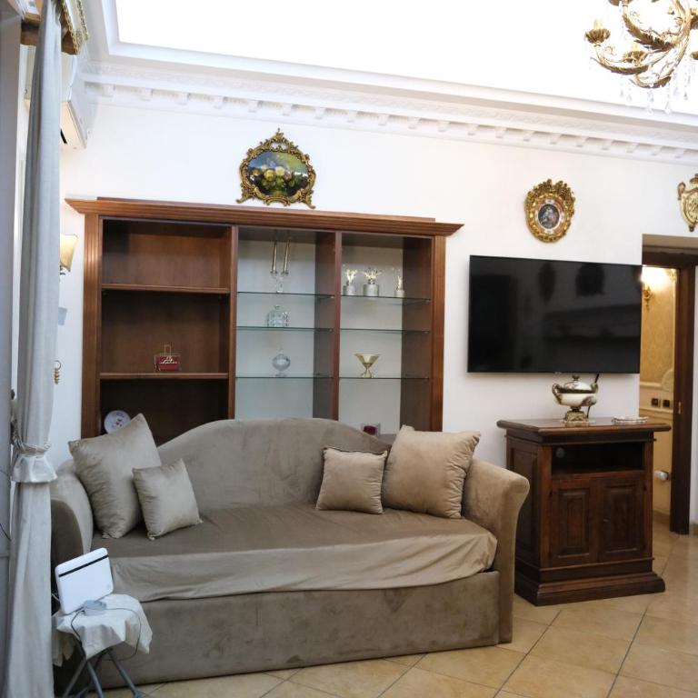 La Bella Napoli Home Room di Adriana - Casa con 1 Camera da Letto - 17