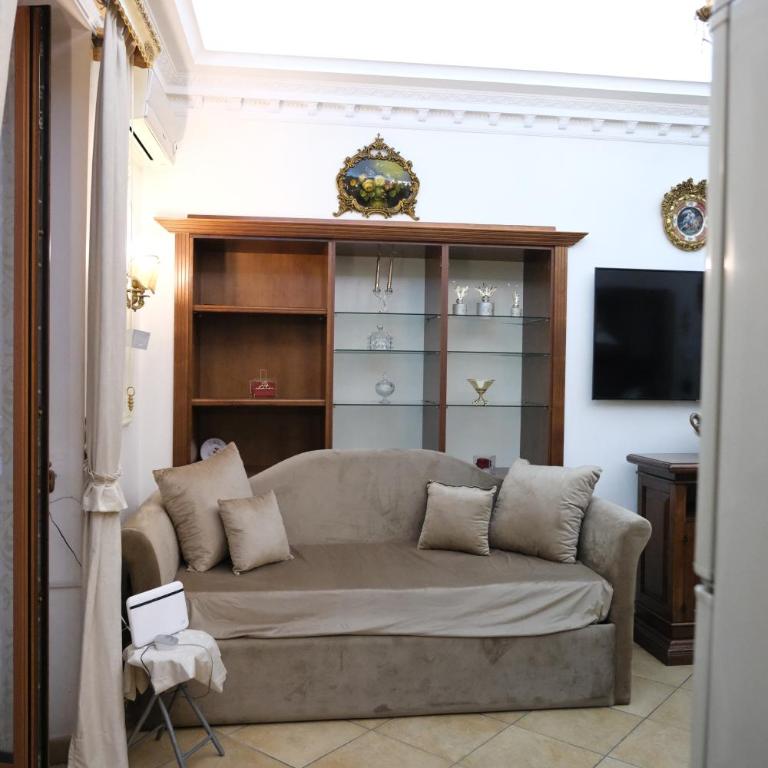 La Bella Napoli Home Room di Adriana - Casa con 1 Camera da Letto - 20