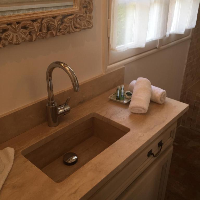 Villa Saint Paul - Chambre Double avec Baignoire - 11