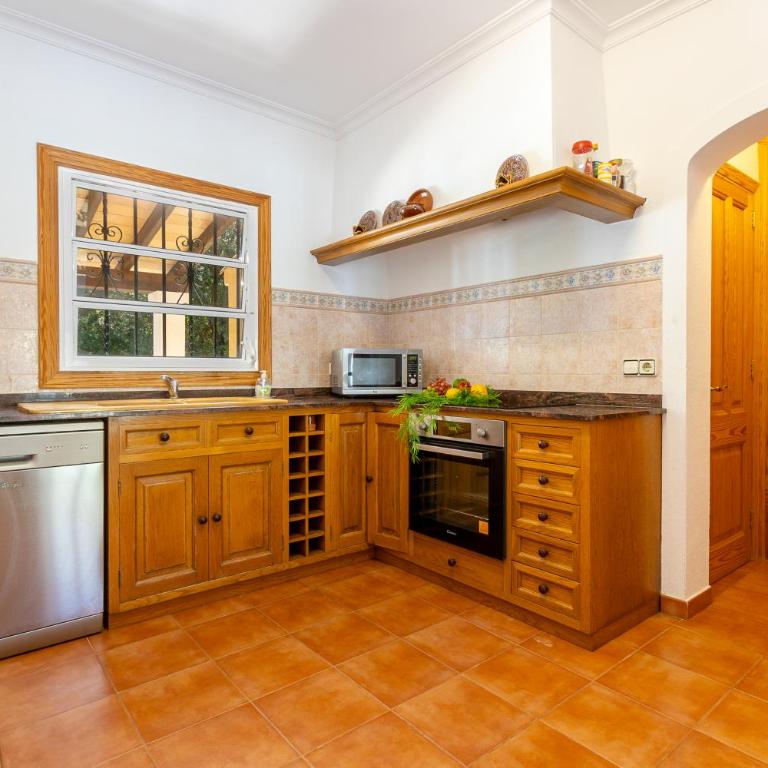 Villa can Seguinot by homevillas360 - Three-Bedroom Villa - 2