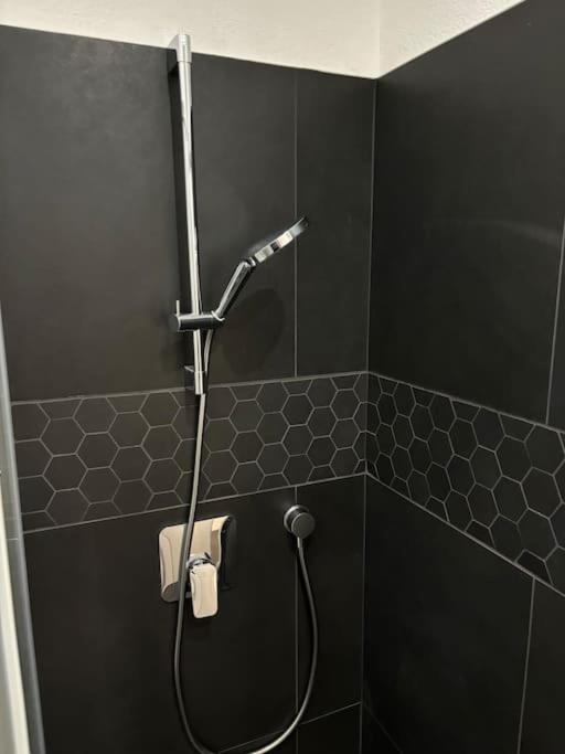 FabFour Apt - Piazza Fontana - Two-Bedroom Apartment - 21