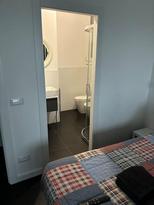 FabFour Apt - Piazza Fontana - Two-Bedroom Apartment - 26