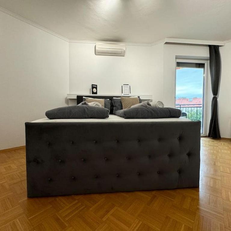 Gemütliches & modernes Apartment inklusive gratis Parkplatz - Apartment mit 2 Schlafzimmern und Bergblick - 41