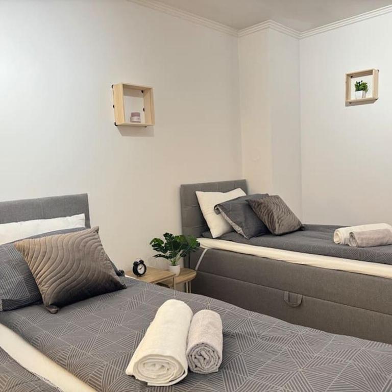 Gemütliches & modernes Apartment inklusive gratis Parkplatz - Apartment mit 2 Schlafzimmern und Bergblick - 42