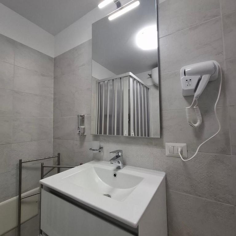 Casa Annunziata - Two-Bedroom House - 16