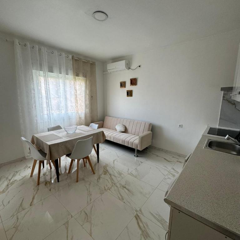 Padre Mariana - Apartamento de 2 dormitorios - 1