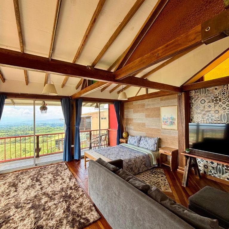 La Puesta Del Sol - Suite with Mountain View - 6