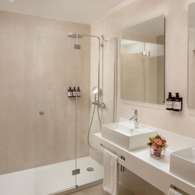 NH Catania Centro - Junior Suite with Terrace - 8