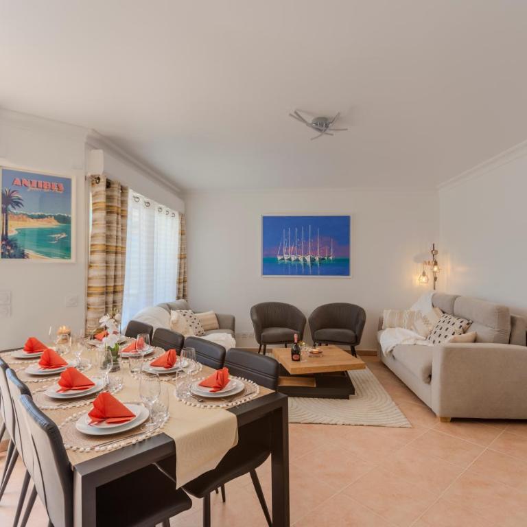 Le Jardin Secret by Golden Riviera Terrasses & accès plage - Three-Bedroom Apartment - 6