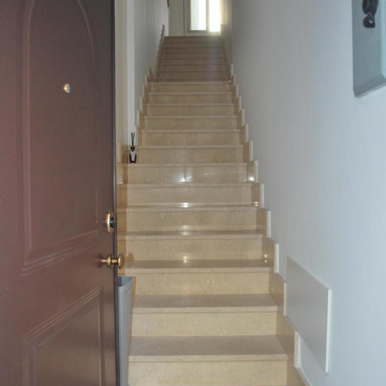 Indipendence Home - Appartamento con 2 Camere da Letto - 16
