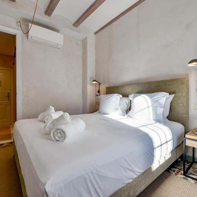 Maison Salva by Santas Hotels - Habitación con cama extragrande. - 4