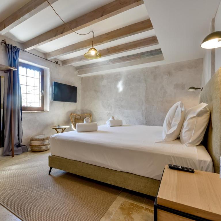 Maison Salva by Santas Hotels - Habitación con cama extragrande. - 10
