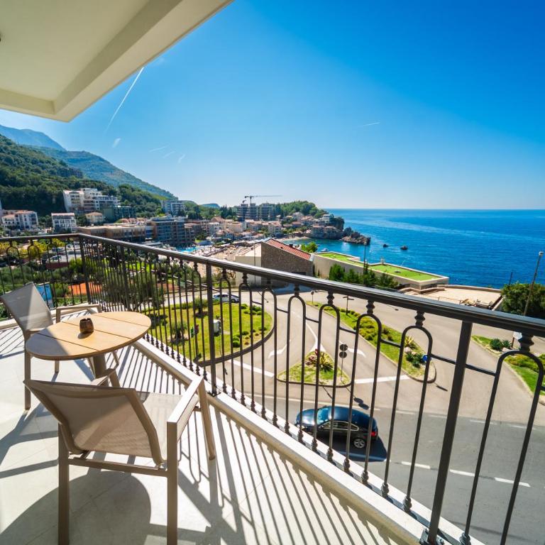 Exclusive Hotel - Standardna Dvokrevetna Soba sa Bračnim Krevetom - 10