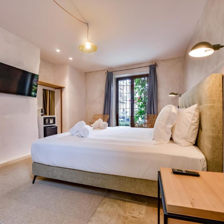 Maison Salva by Santas Hotels - Habitación Deluxe con cama extragrande - 5
