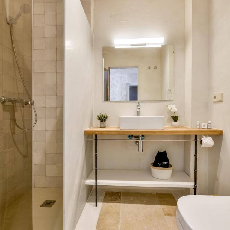Maison Salva by Santas Hotels - Habitación Deluxe con cama extragrande - 8