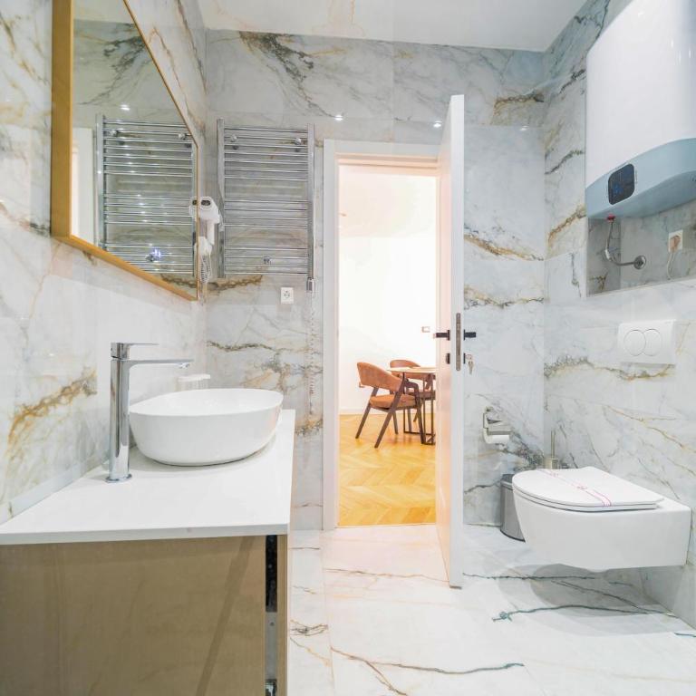 Exclusive Hotel - Apartman sa Pogledom na More - 6