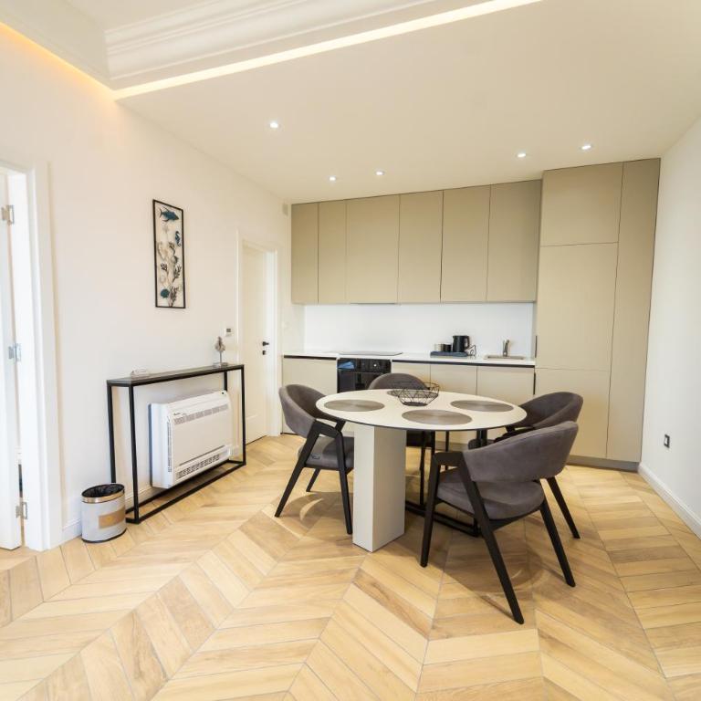 Exclusive Hotel - Apartman sa Pogledom na More - 14