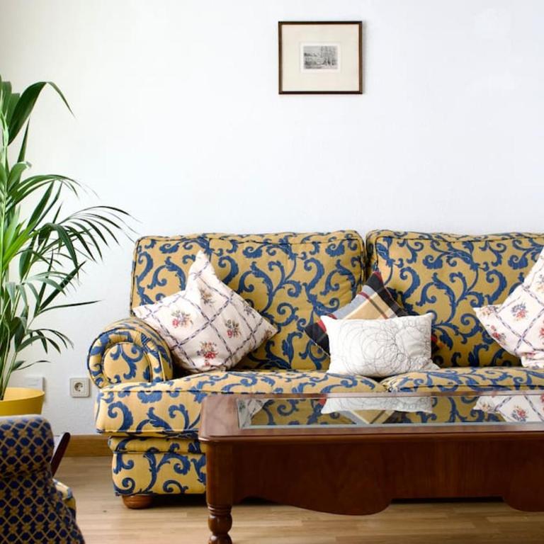 Encanto - Three-Bedroom Apartment - 1