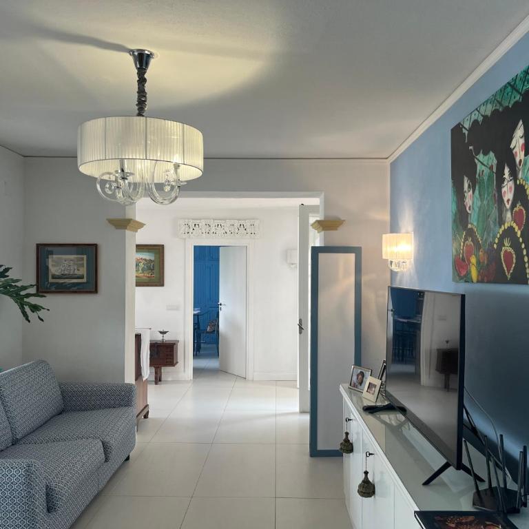 Casa Azzurra - Appartamento con 2 Camere da Letto - 2