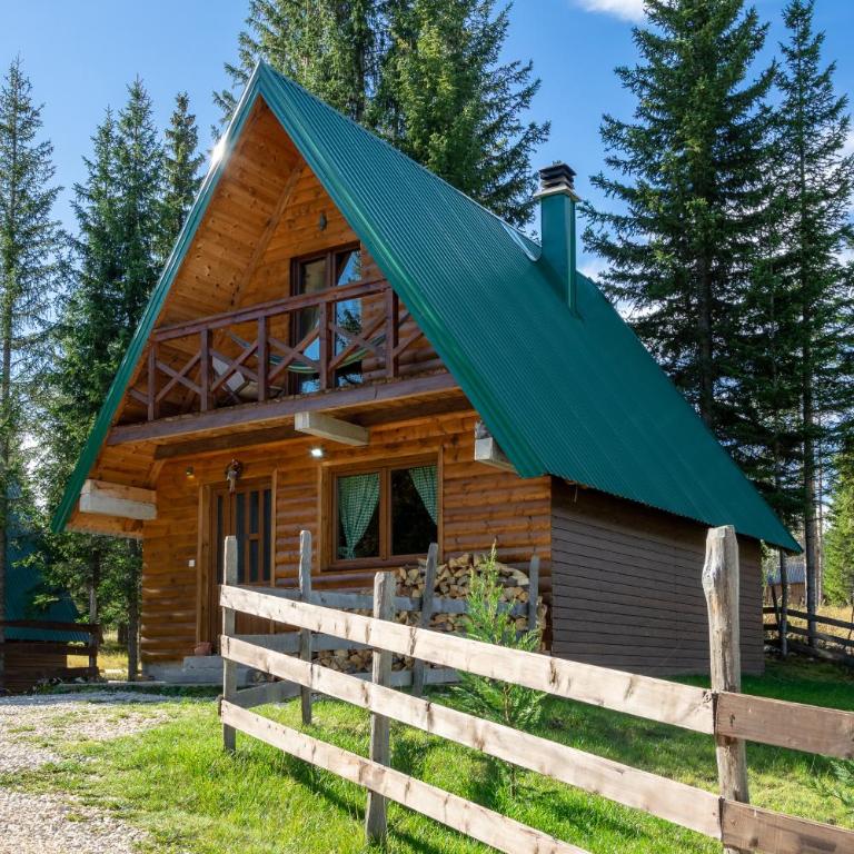 Ville Uskoci - Two-Bedroom House - 2