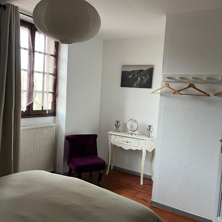 La maison du pont vieux - emplacement de parking gratuit - Proche Cité médiévale - Haus mit 3 Schlafzimmern - 9