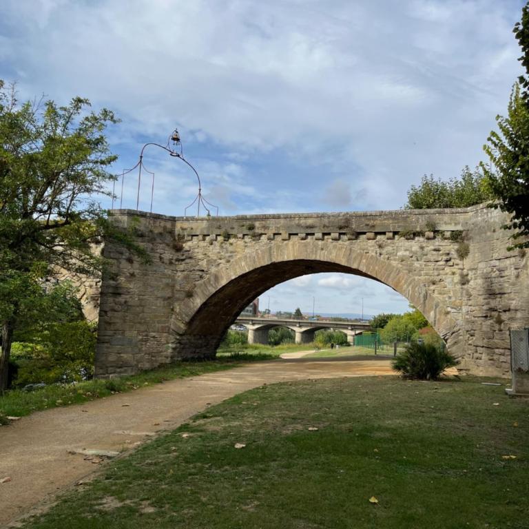 La maison du pont vieux - emplacement de parking gratuit - Proche Cité médiévale - Haus mit 3 Schlafzimmern - 19