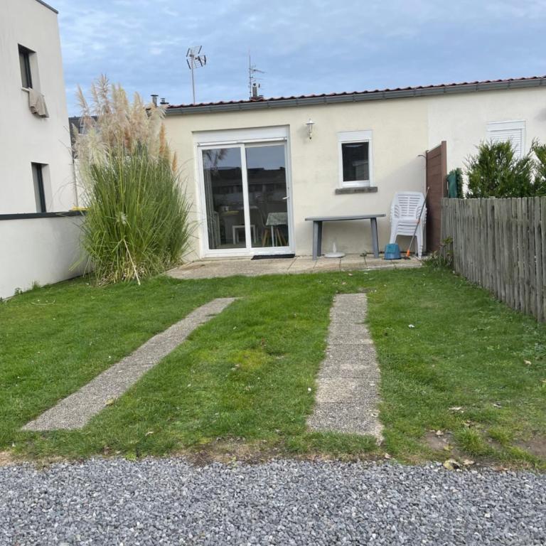 Maison avec terrasse et jardin à 600m de la plage - Casa con 1 Camera da Letto - 2