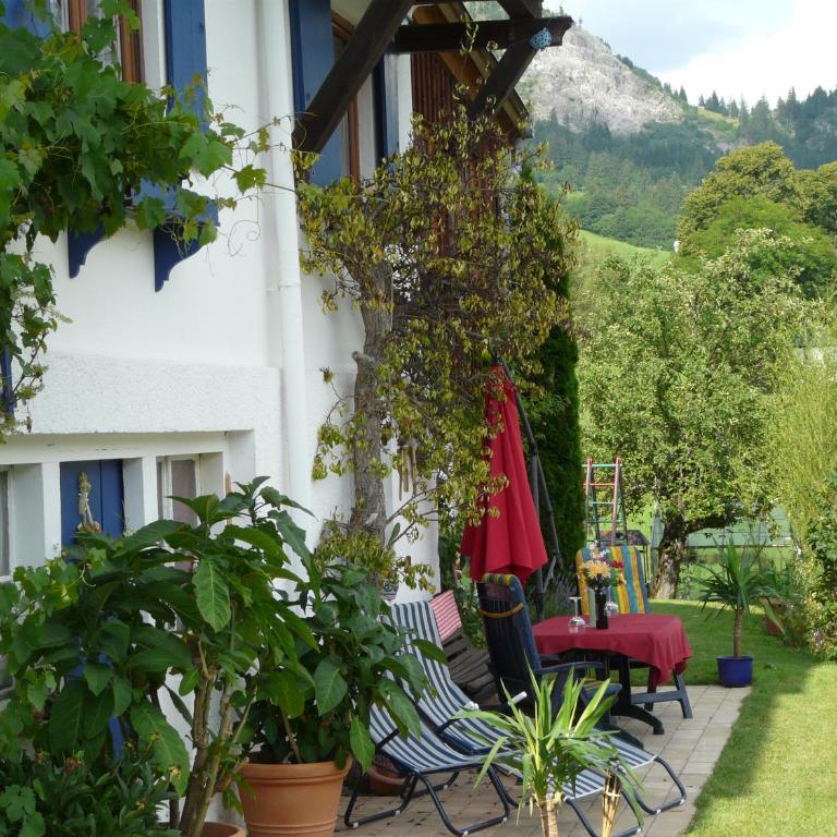 Bad Hindelang - Apartment mit 2 Schlafzimmern mit Balkon und Terrasse - 33