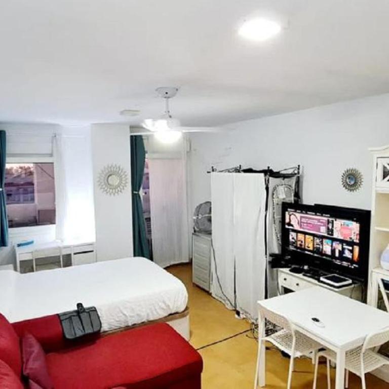 Azul Zahara Playa Apartamemtos Primera Linea - Studio with Terrace - 9