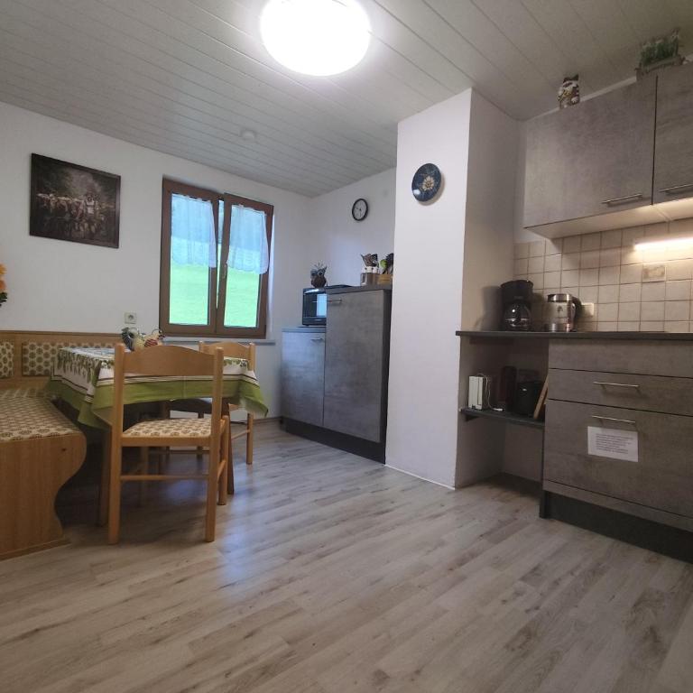Bad Hindelang - Apartment mit 2 Schlafzimmern mit Balkon und Terrasse - 18