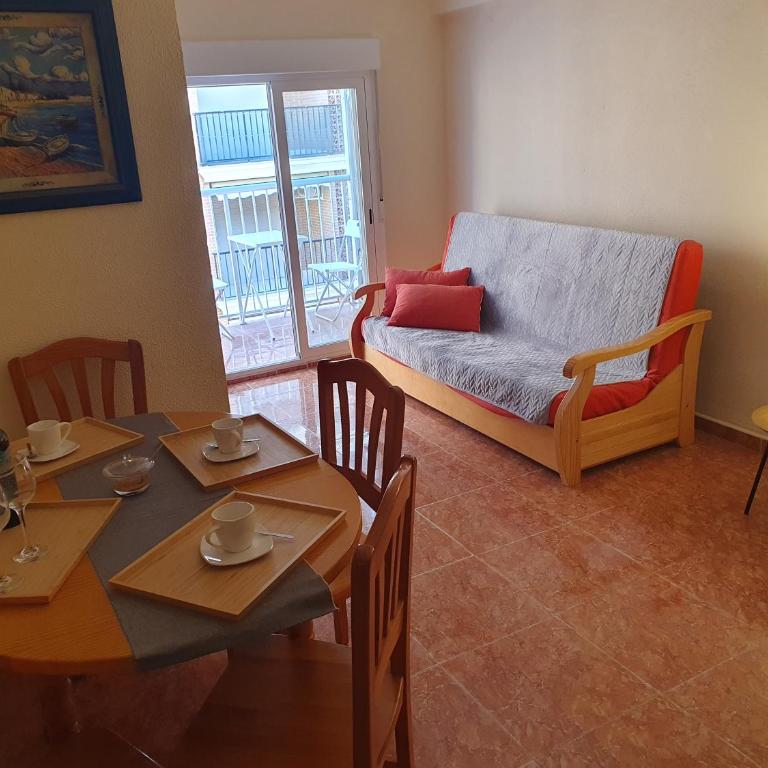 Cosy apartment near the beach - Two-Bedroom Apartment with Balcony - 1