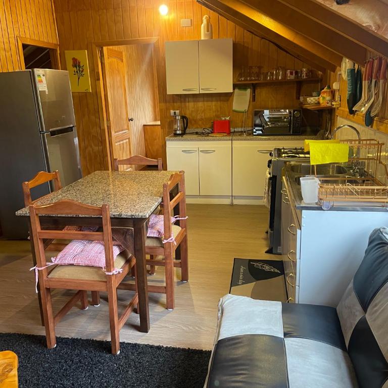 Las Cabañas del Lodge - Three-Bedroom Apartment with Mountain View - 1