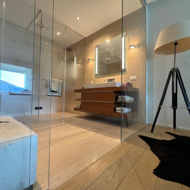 Alpine Luxury Apartment Davos with Spa Access to 5 Star Hotel - Apartment mit 2 Schlafzimmern - 71