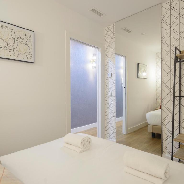 Eco Center Granatensis Pasiegas-Catedral - Three-Bedroom Apartment - 17