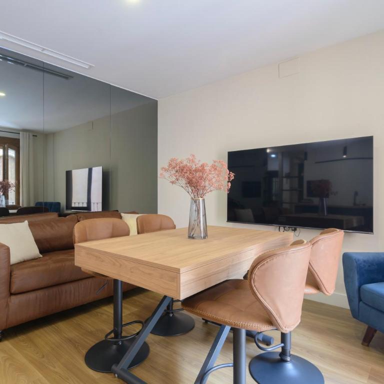 Eco Center Granatensis Pasiegas-Catedral - Three-Bedroom Apartment - 34