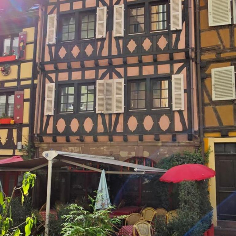 La Tour du Rempart - Appartement T2 en duplex en hypercentre de Colmar - Appartamento con 1 Camera da Letto - 10