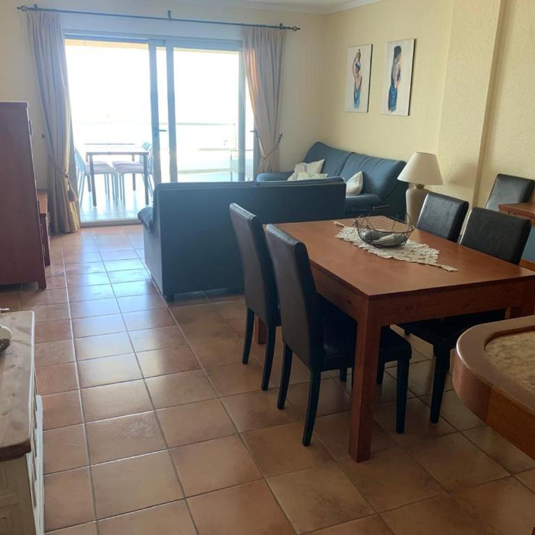 Excelsior Beachfront Apartment Calpe - Two-Bedroom Apartment - 9