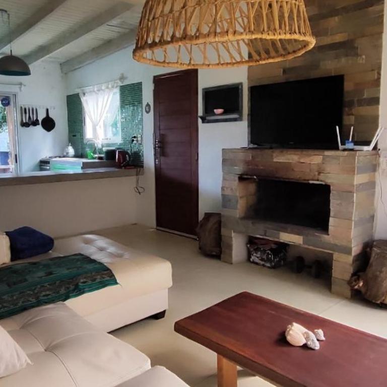 Bosque del Este - Three-Bedroom House - 10